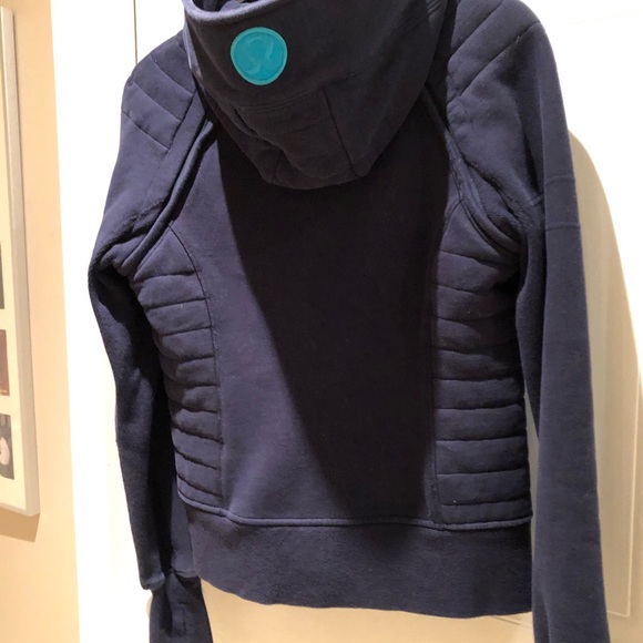 ❌SOLD❌Lululemon Vest/Hoodie size 8 Navy - Picture 4 of 7